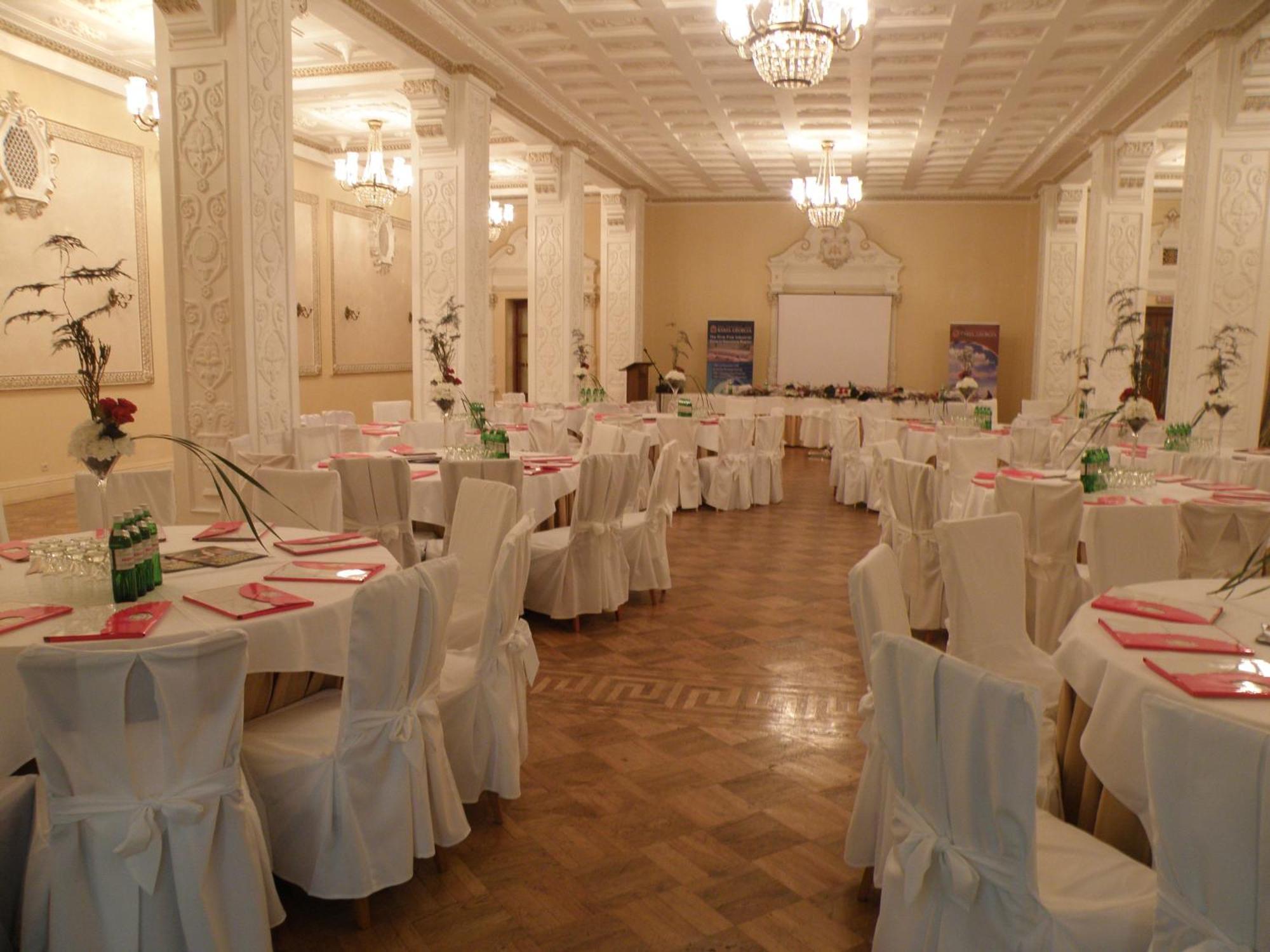 Grand Hotel Ukraine Dnipro Exterior foto