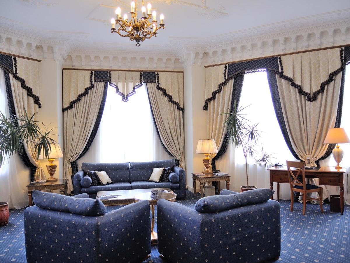 Grand Hotel Ukraine Dnipro Exterior foto